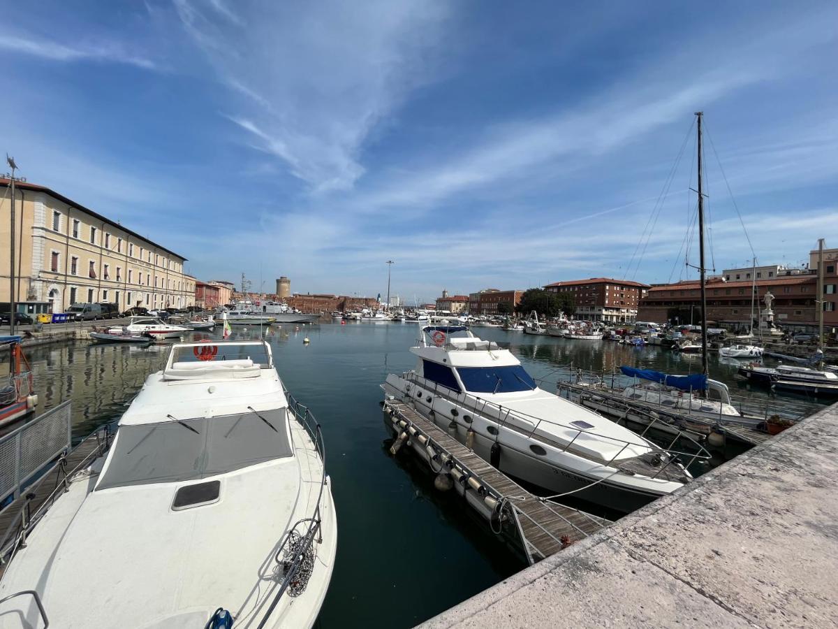 Kasia Porta Sul Mare Di Livorno Free Parking Exterior foto